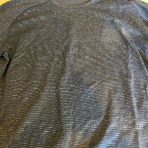 Lululemon long sleeve tshirt size L